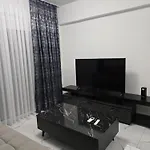 Apartament Modern Gem Margarita Gardens Block 6