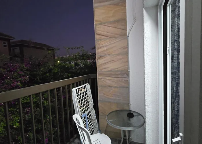 Modern Gem Margarita Gardens Block 6 Apartmán